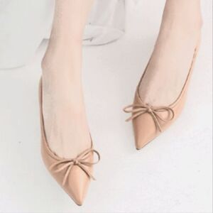 BRAND NEW TAHARI POINTED TOE SLIP-ON WOMEN"S BALLET FLATS